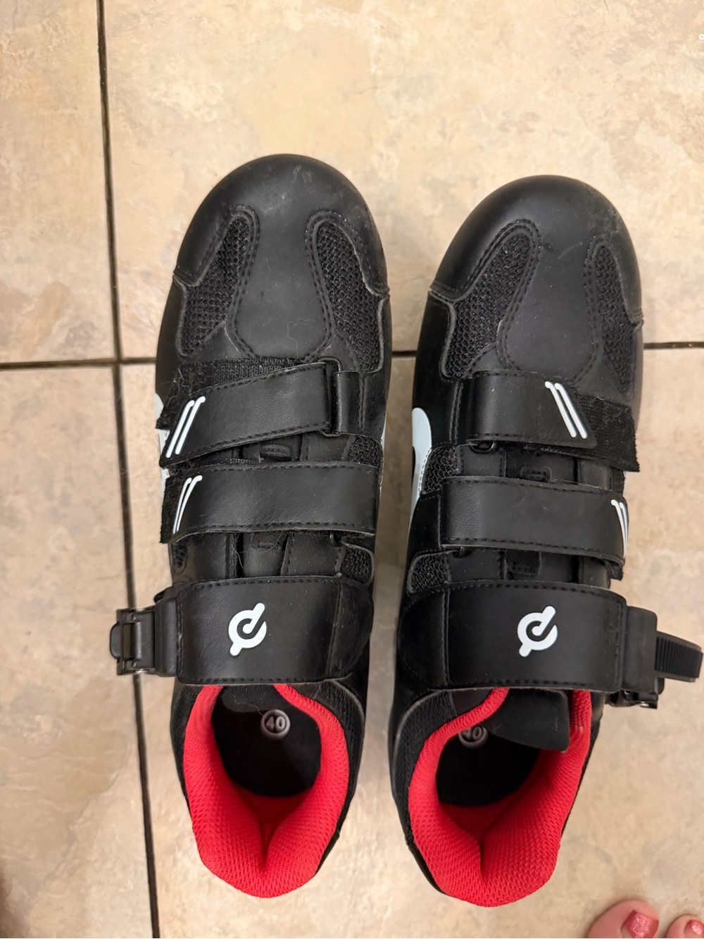Peloton Black Cycling Shoes with Red Lining size 40